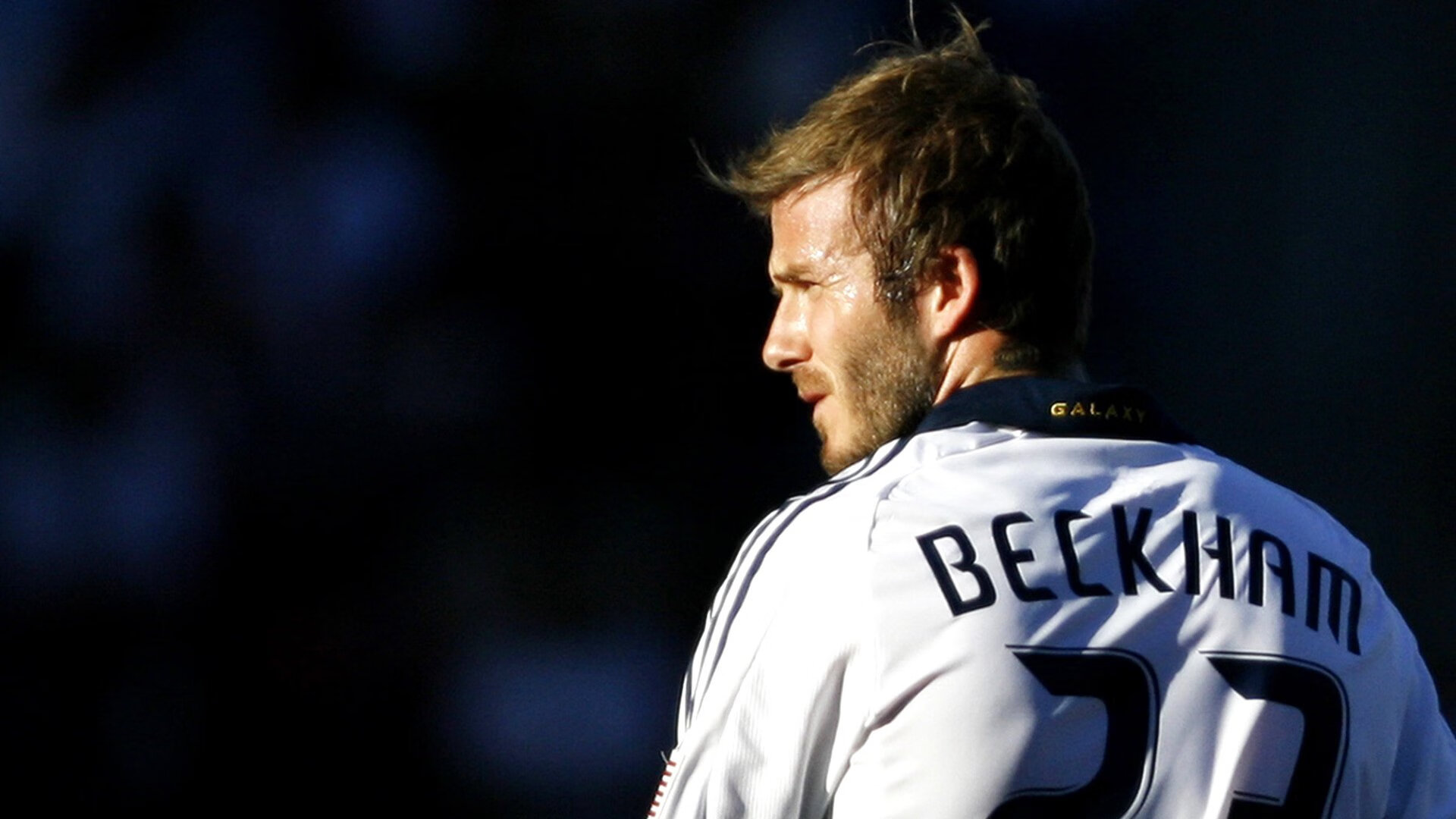 突尼斯希望防线失误导致致命失球，伊布吉普赛人